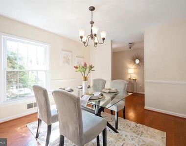 2105 Bucknell Terrace - Photo Thumbnail 3