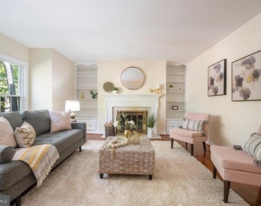 2105 Bucknell Terrace - Photo Thumbnail 9