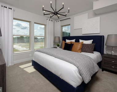 1213 Rockwell Avenue - Photo Thumbnail 8