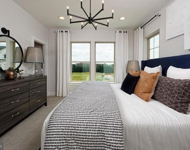 1213 Rockwell Avenue - Photo Thumbnail 9