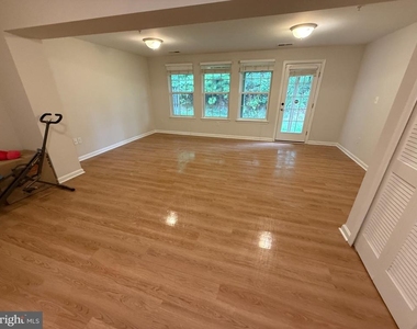 7234 Maidstone Place - Photo Thumbnail 2