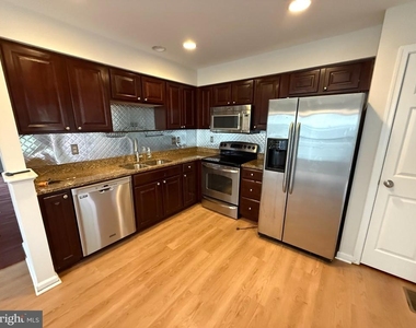 7234 Maidstone Place - Photo Thumbnail 13