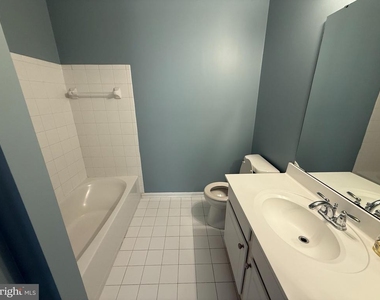 7234 Maidstone Place - Photo Thumbnail 6
