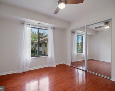 8865 Rollright Court - Photo Thumbnail 28