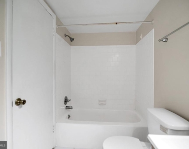 8865 Rollright Court - Photo Thumbnail 23