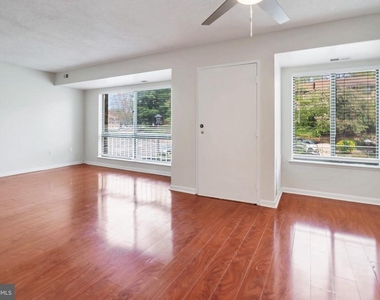 8865 Rollright Court - Photo Thumbnail 13