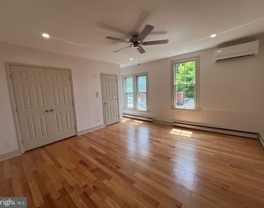 8 E 3rd Street - Photo Thumbnail 10
