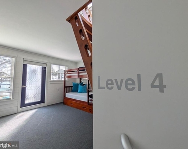 1307 Broadview Drive - Photo Thumbnail 57