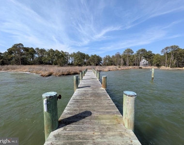 1307 Broadview Drive - Photo Thumbnail 44