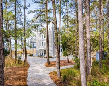1307 Broadview Drive - Photo Thumbnail 72