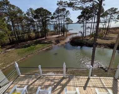 1307 Broadview Drive - Photo Thumbnail 80