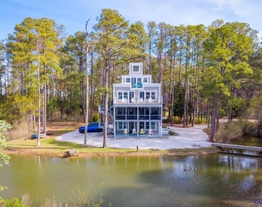 1307 Broadview Drive - Photo Thumbnail 73