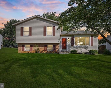 407 Stacy Lee Court - Photo Thumbnail 20