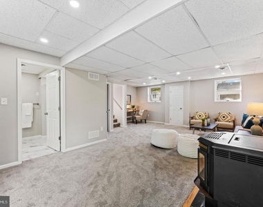 407 Stacy Lee Court - Photo Thumbnail 14