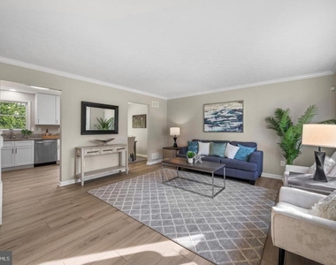 407 Stacy Lee Court - Photo Thumbnail 4