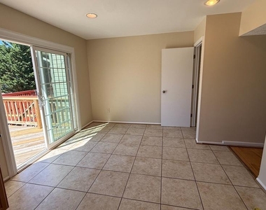 1630 Winding Brook Way - Photo Thumbnail 3