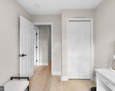 2639 Loyola Northway - Photo Thumbnail 18