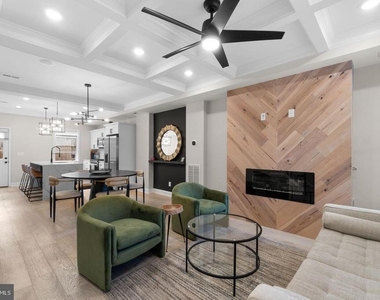 2639 Loyola Northway - Photo Thumbnail 2