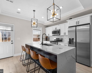 2639 Loyola Northway - Photo Thumbnail 6
