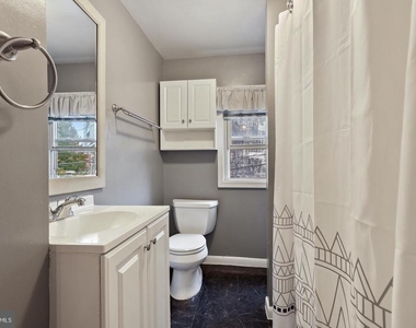 1335 Andre Street - Photo Thumbnail 14