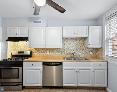 1335 Andre Street - Photo Thumbnail 8