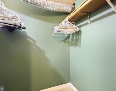 1335 Andre Street - Photo Thumbnail 17