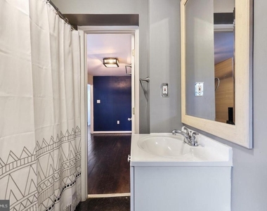 1335 Andre Street - Photo Thumbnail 15