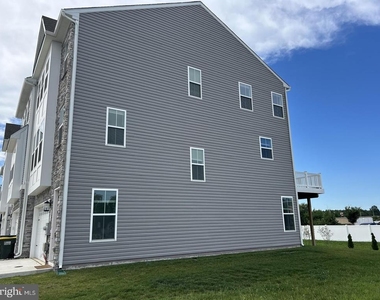 531 Rosemary Circle - Photo Thumbnail 13
