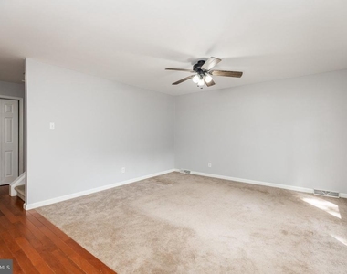 4804 Hogan Drive - Photo Thumbnail 10