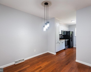 4804 Hogan Drive - Photo Thumbnail 5