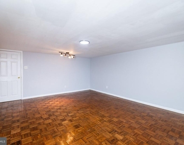 4804 Hogan Drive - Photo Thumbnail 16