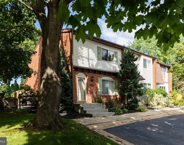 4804 Hogan Drive - Photo Thumbnail 1