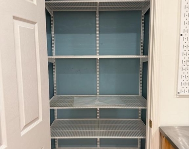49 Quincy Place Nw - Photo Thumbnail 3