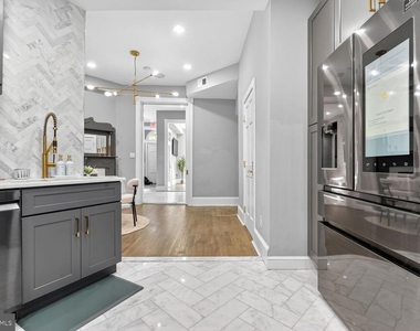 5 New York Avenue Nw - Photo Thumbnail 4
