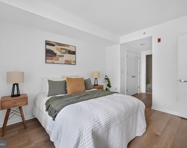 355 I Street Sw - Photo Thumbnail 16