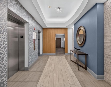 355 I Street Sw - Photo Thumbnail 3