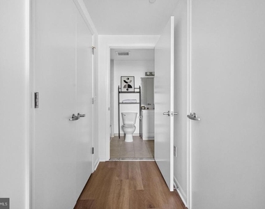 355 I Street Sw - Photo Thumbnail 17