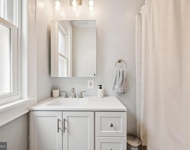 2025 13th Street Nw - Photo Thumbnail 21