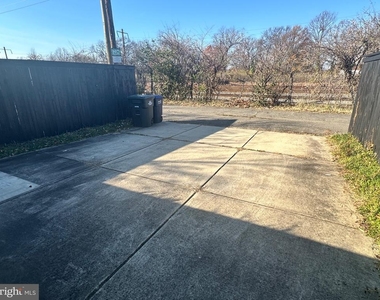 128 35th Street Ne - Photo Thumbnail 19