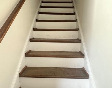 128 35th Street Ne - Photo Thumbnail 9