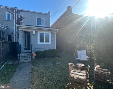 128 35th Street Ne - Photo Thumbnail 17