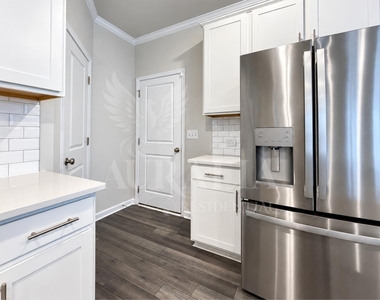 2336 Chert Lane - Photo Thumbnail 10