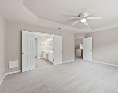 201 Shakespeare Street - Photo Thumbnail 15
