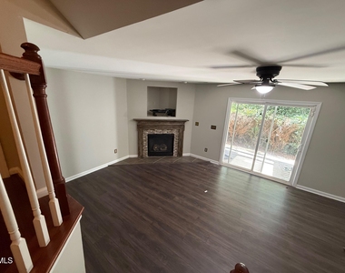 213 Broadgait Brae Road - Photo Thumbnail 9