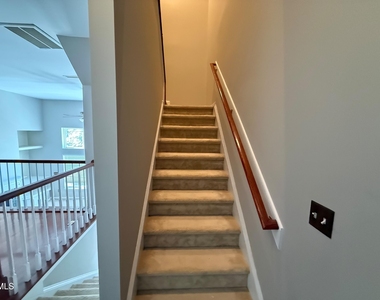 213 Broadgait Brae Road - Photo Thumbnail 10