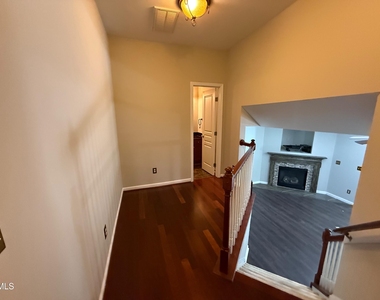 213 Broadgait Brae Road - Photo Thumbnail 5