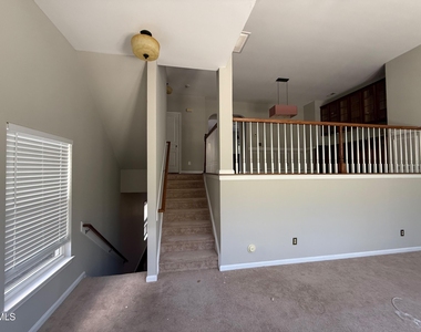 213 Broadgait Brae Road - Photo Thumbnail 8