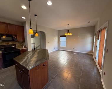 213 Broadgait Brae Road - Photo Thumbnail 12