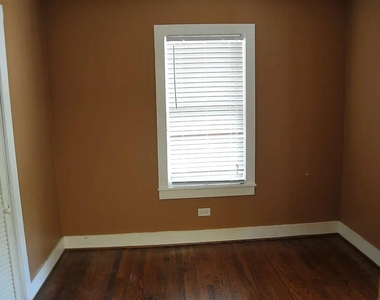 1523 S Robertson Ave - Photo Thumbnail 8