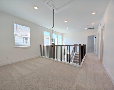 206 Kislingbury Ln - Photo Thumbnail 21